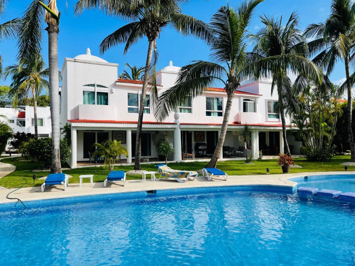 Villa Bella 3Br Wifi Bikes Beach Access (Adults Only) プレヤデルカーメン エクステリア 写真